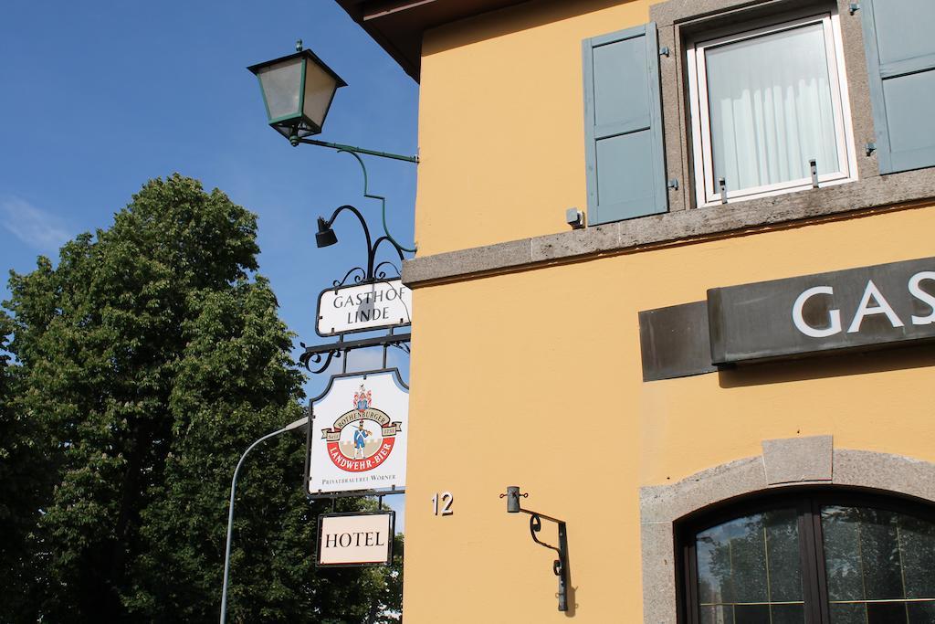 Hotel Gasthof Zur Linde Rothenburg ob der Tauber Bagian luar foto